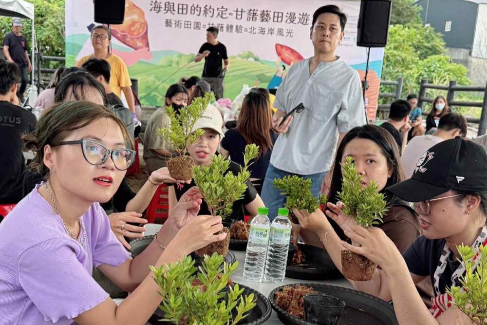 帶著真理觀光的國際學系的體驗生台灣的鄉食農教學